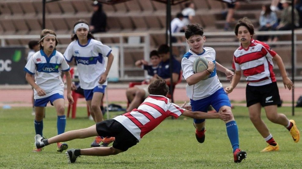 <p>DFSK & Rugby UC realizan Campeonato San Carlos de Apoquindo</p>